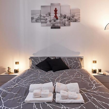 ✦ Garden House In Centro - Free Parking ✦ Apartamento Livorno Exterior foto