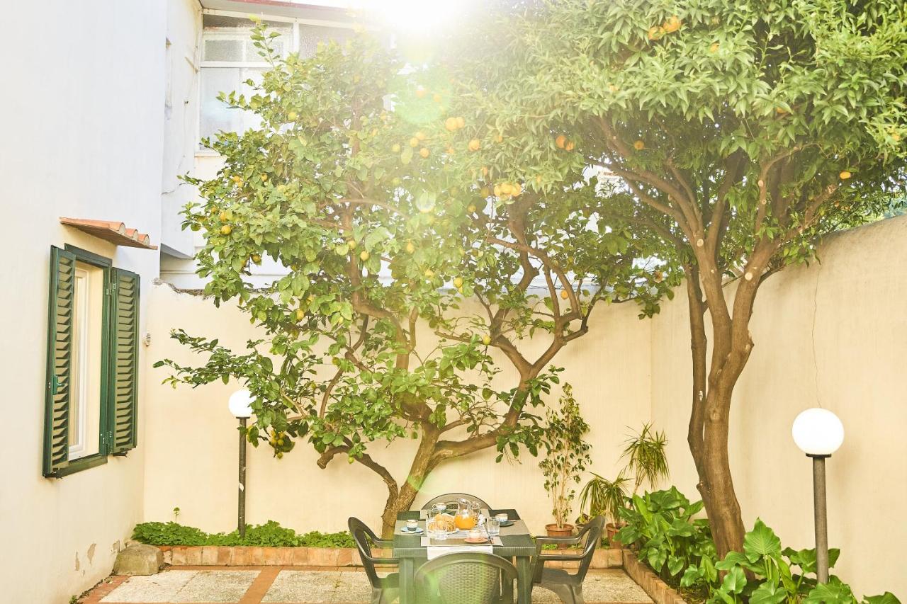 ✦ Garden House In Centro - Free Parking ✦ Apartamento Livorno Exterior foto