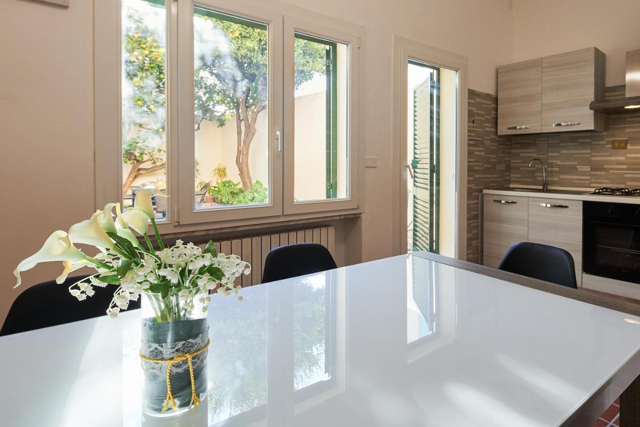 ✦ Garden House In Centro - Free Parking ✦ Apartamento Livorno Exterior foto