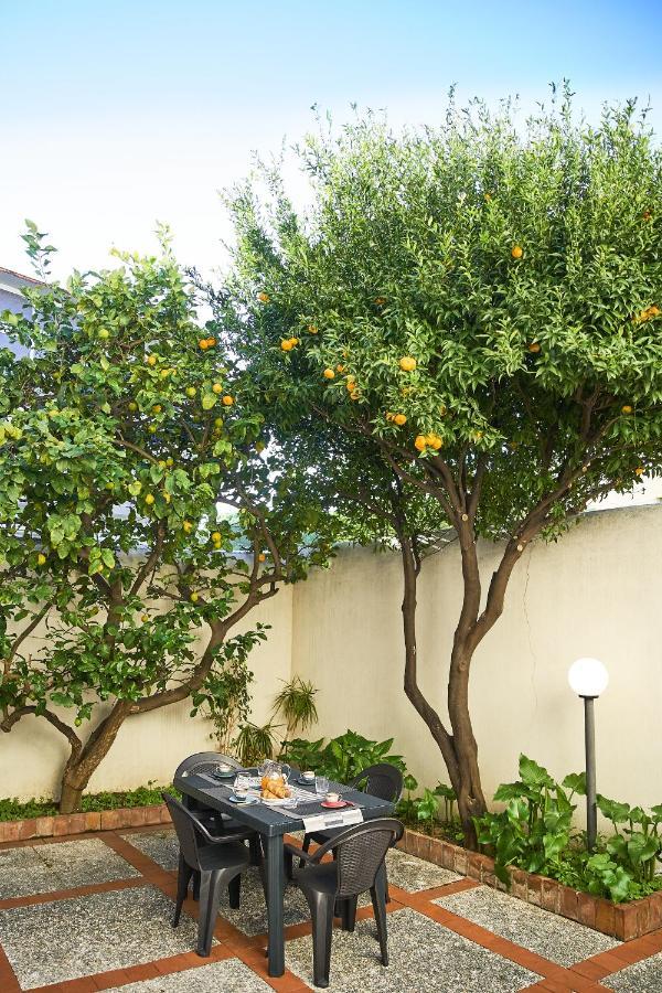 ✦ Garden House In Centro - Free Parking ✦ Apartamento Livorno Exterior foto